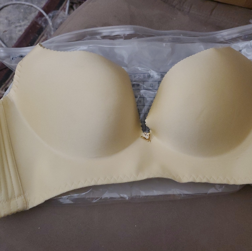 Bras, 36c, assorted  Color - Picture 5 of 6